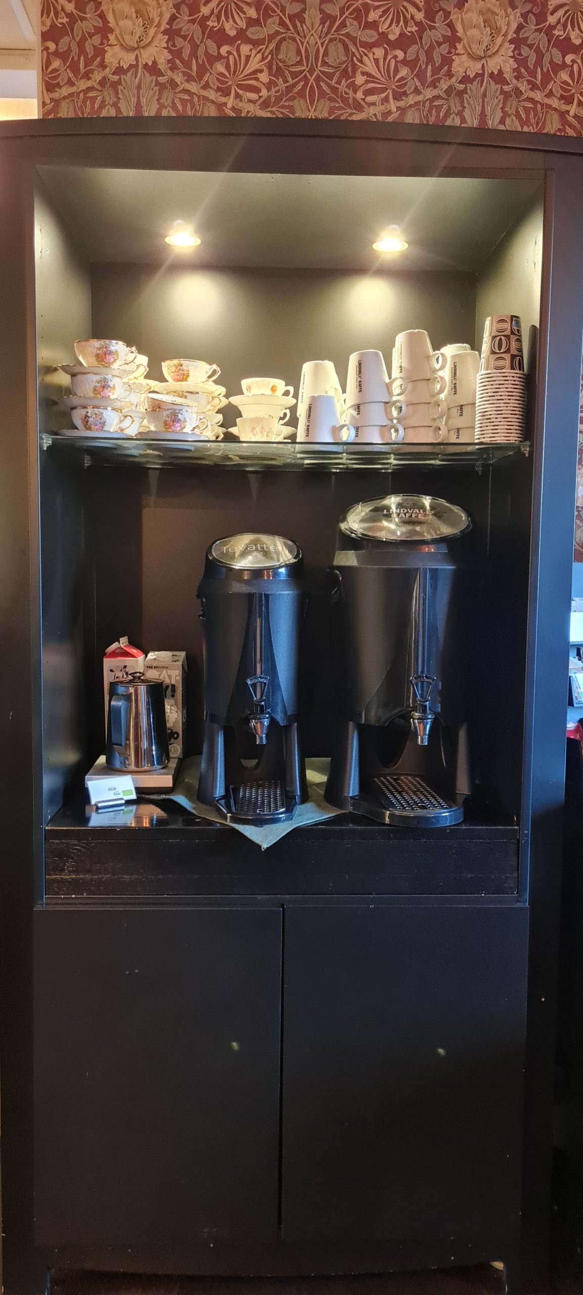 Så klart har hotellet även en kaffebryggare
